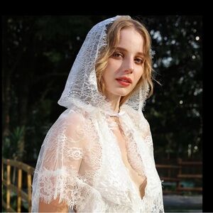 Elegant White Lace Hooded Cape